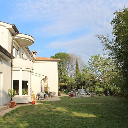 Apartment Karolina 1 Funtana Exterior photo